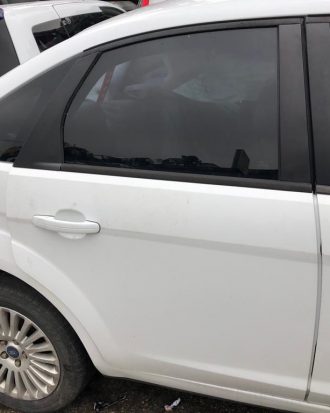 ford focus 2 çıkma sol arka kapı
