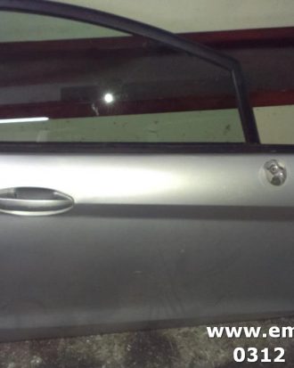 Ford fiesta 3 çıkma gri hatasız sağ ön kapı