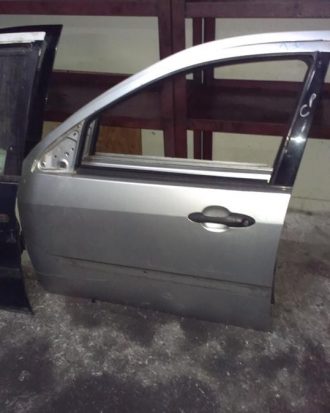 Ford focus 1 çıkma sol ön kapı