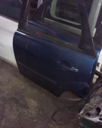 Ford focus 2 çıkma sol arka kapı
