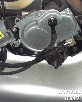 Ford connect çıkma arka silecek motoru